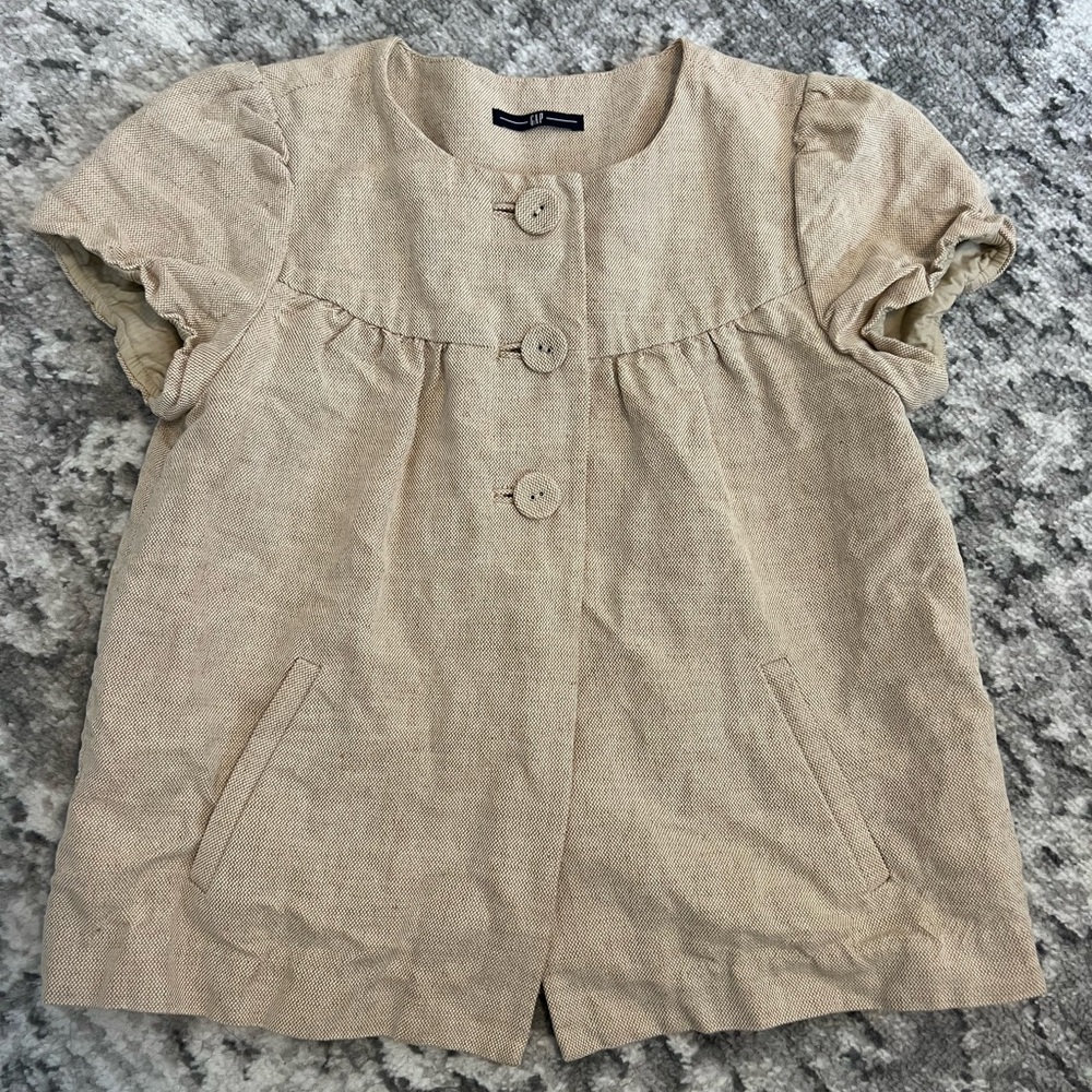 GAP Tan Cream Button Down Shirt